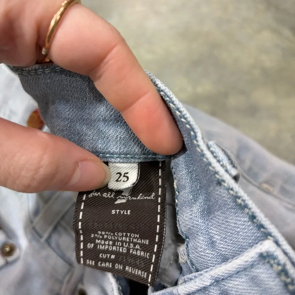 7 For All Mankind Sz 25 Dojo Bermuda Jeans Denim Shorts Light Wash Y2K Preppy - Picture 4 of 11